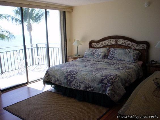 1800 Atlantic Suites Key West Ruang foto